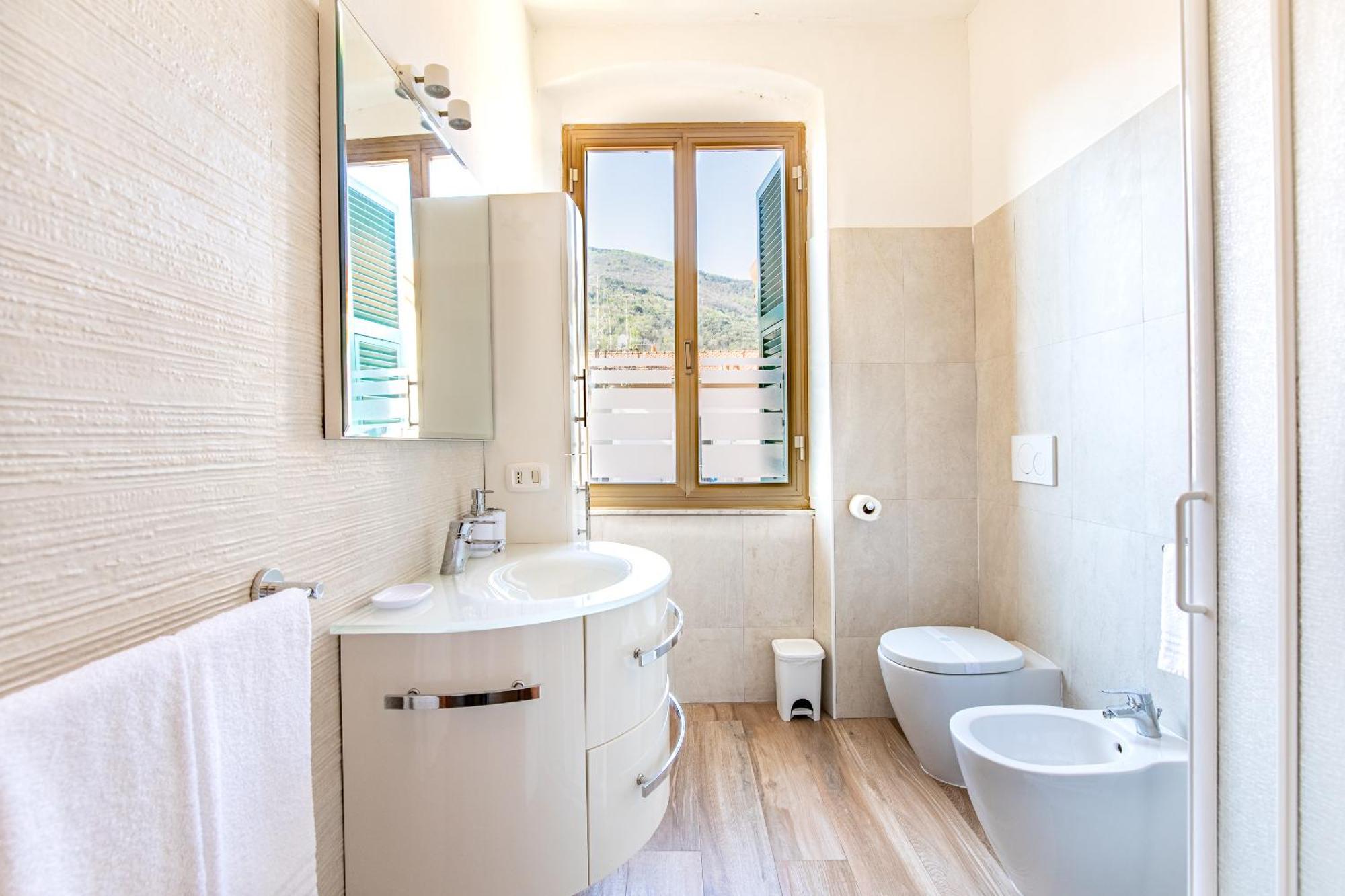 Elegante Dimora La Spezia-Free Parking Apartment Exterior photo
